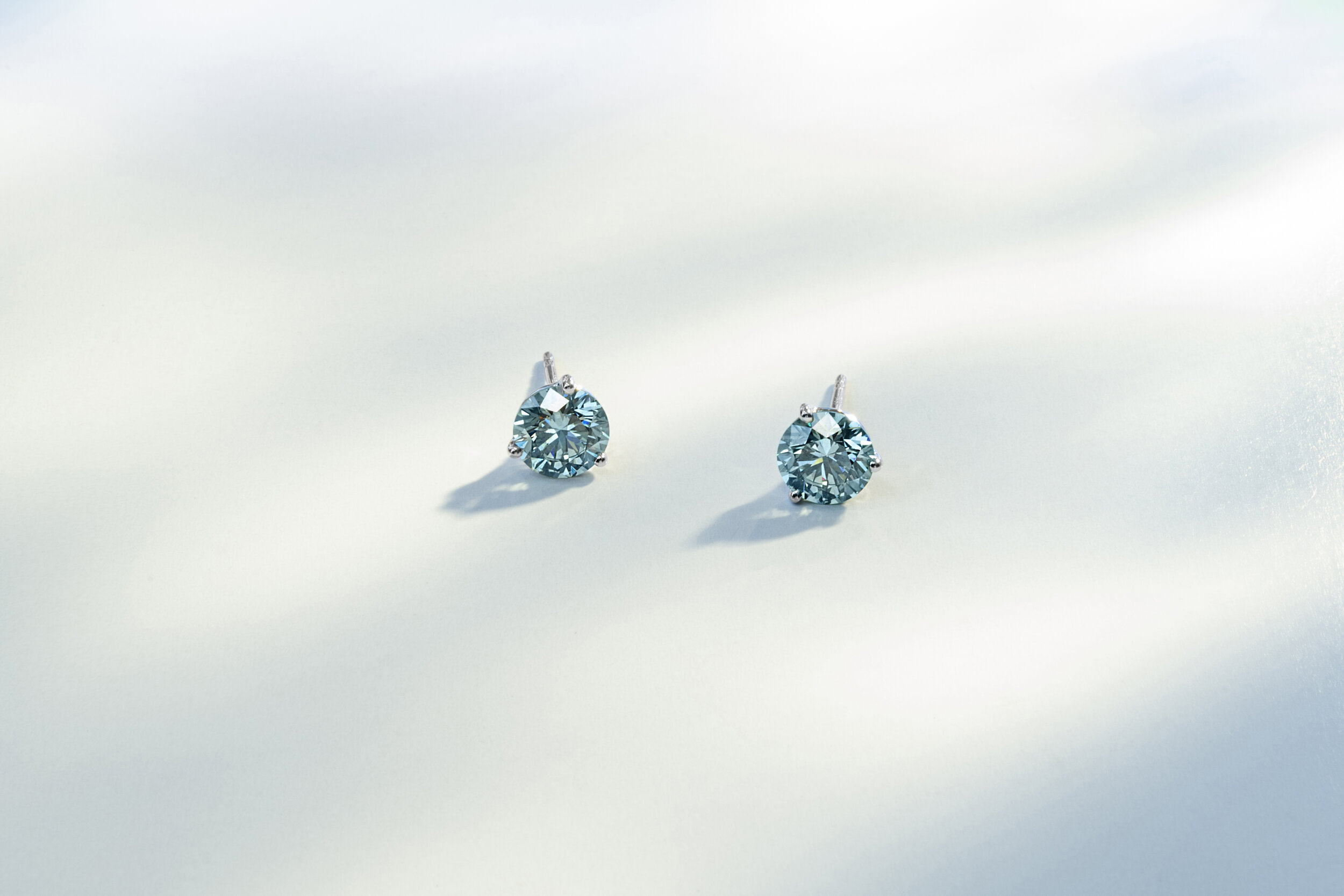 AHW_2786 - Lightbox Jewelry, photo by Andrew Werner.jpg