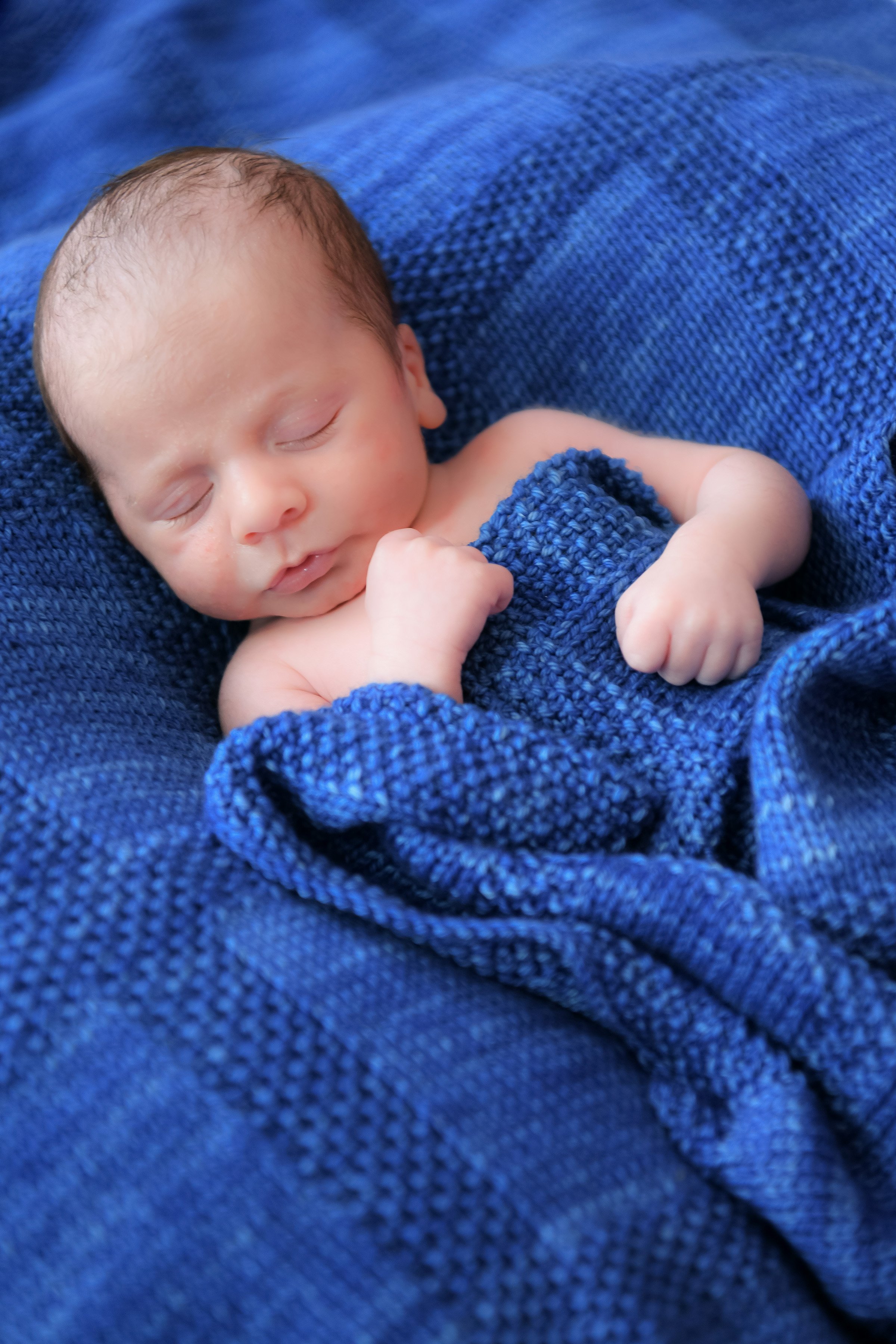 newborn portrait 2.5.2022 - photo by Andrew Werner, AWP_8068.jpg