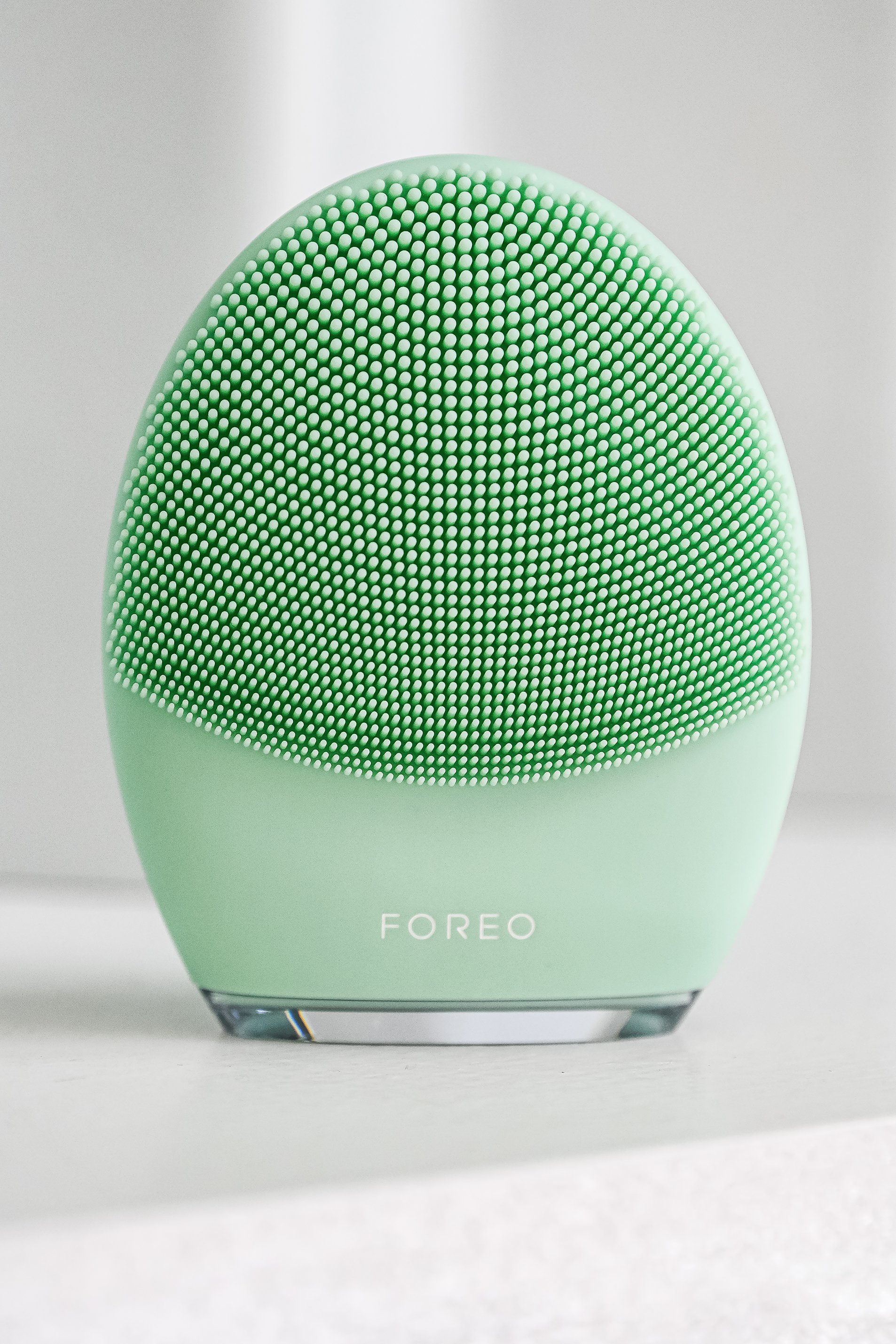 FOREO LUNA 4 - photo by Andrew Werner .jpg