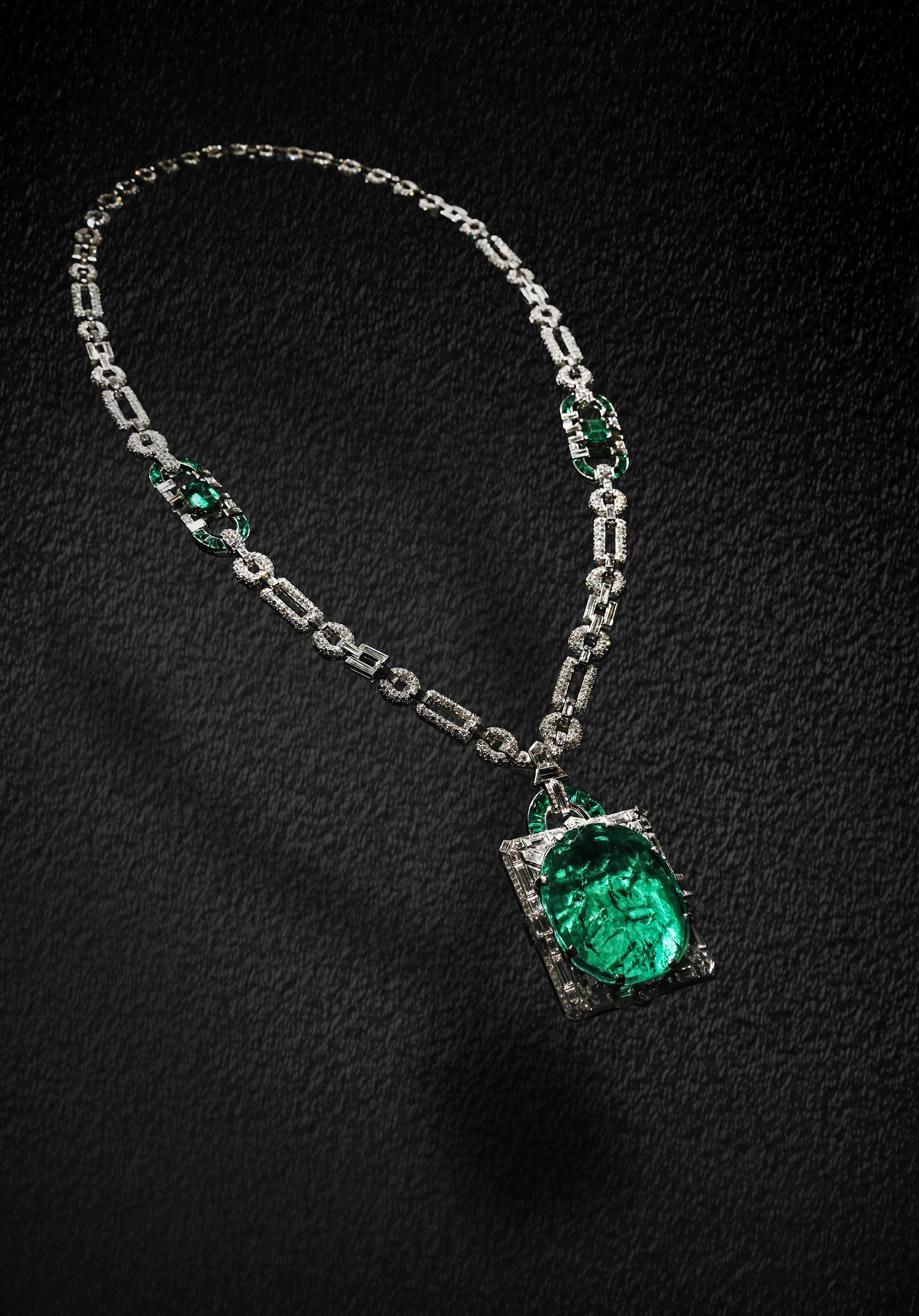 Mackay Emerald by photographer Andrew Werner .jpg