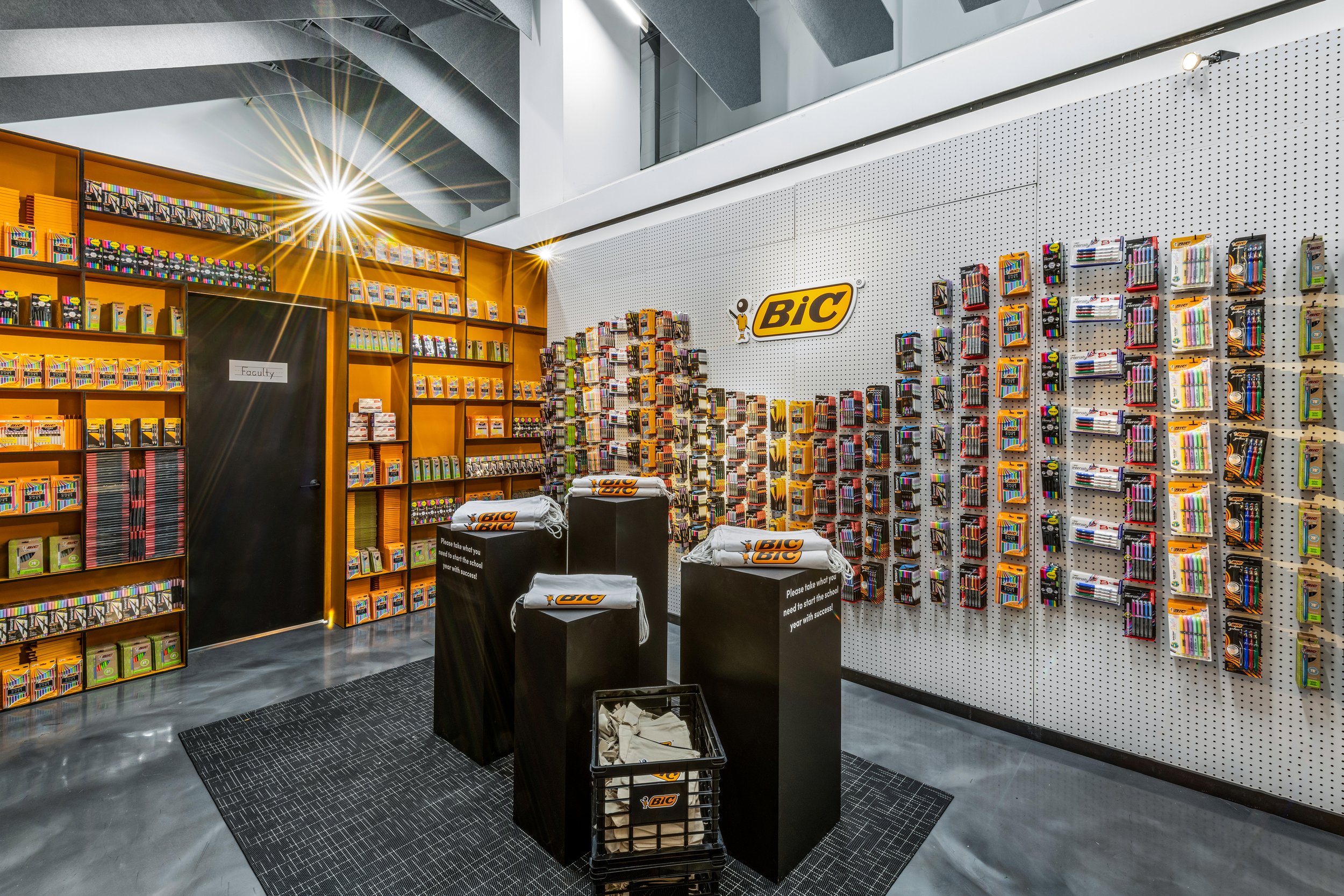 BIC Human Expression x Lisa Ann Walter - interiors by PJCP - photo by Andrew Werner, AWP_3964 .jpg