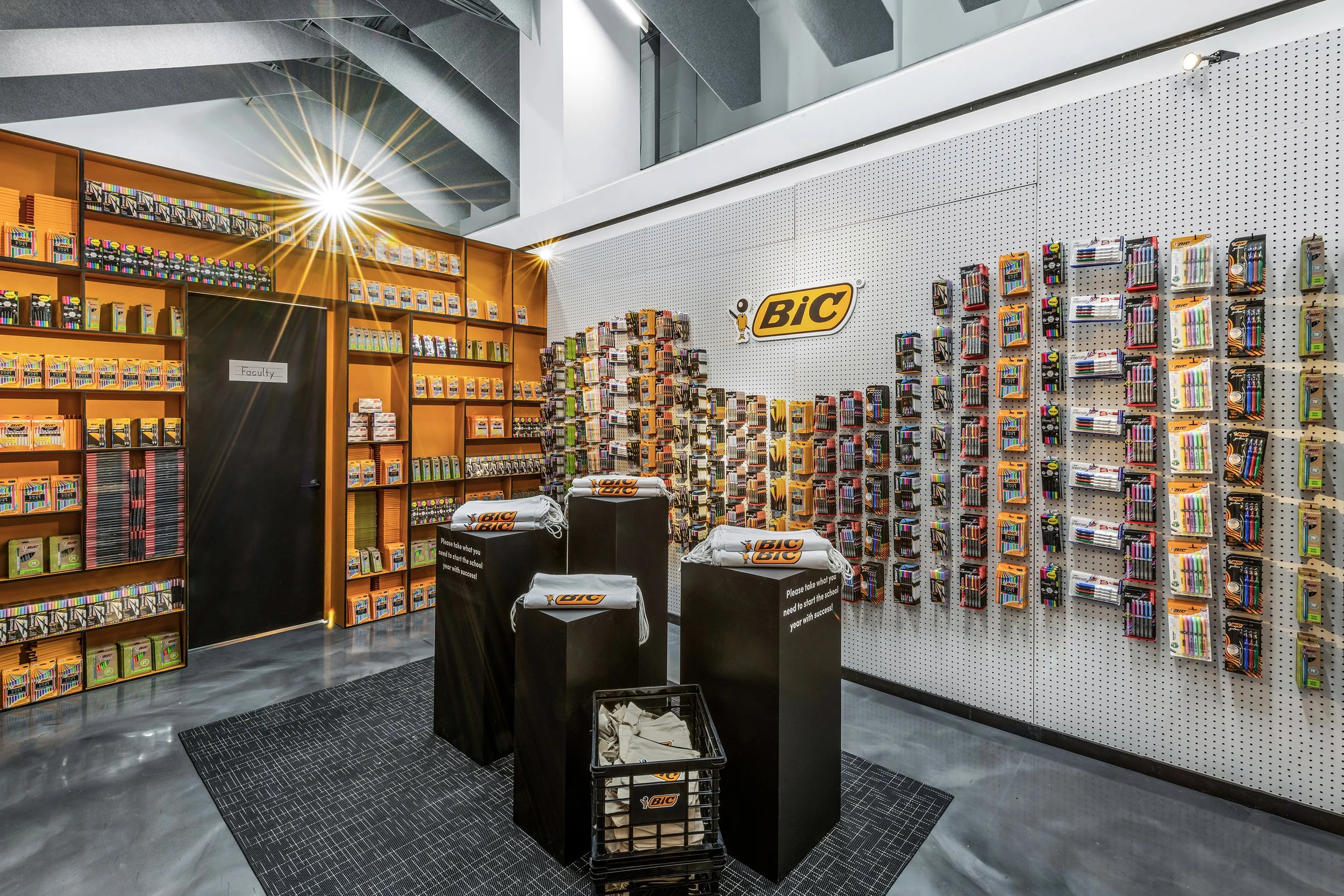 BIC Human Expression x Lisa Ann Walter - interiors by PJCP - photo by Andrew Werner, AWP_3964 .jpg