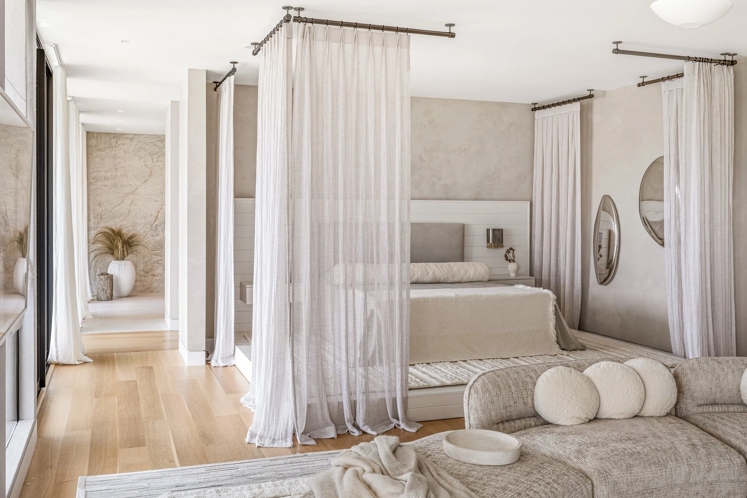 Hamptons Bedroom decor - photo by Andrew Werner .jpg