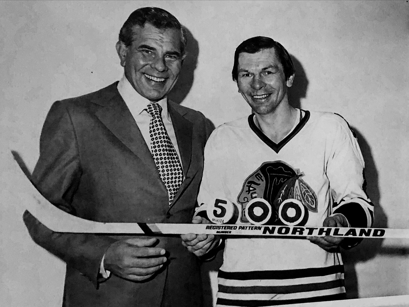  Bill Wirtz with Blackhawks legend and Hall of Famer Stan Mikita, celebrating his 500th career goal in 1977. 