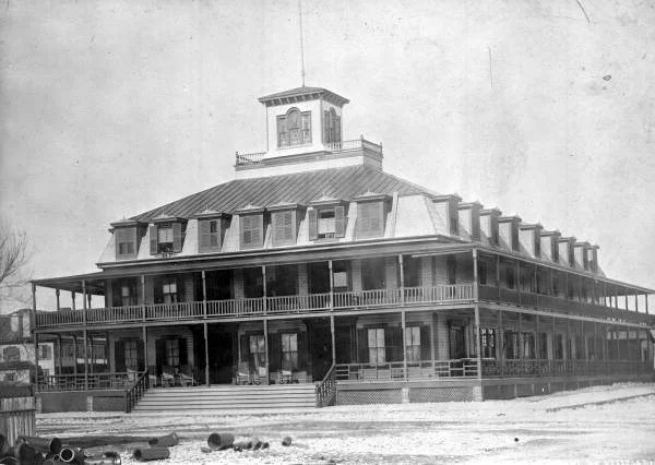 The Gibson Inn, 1918