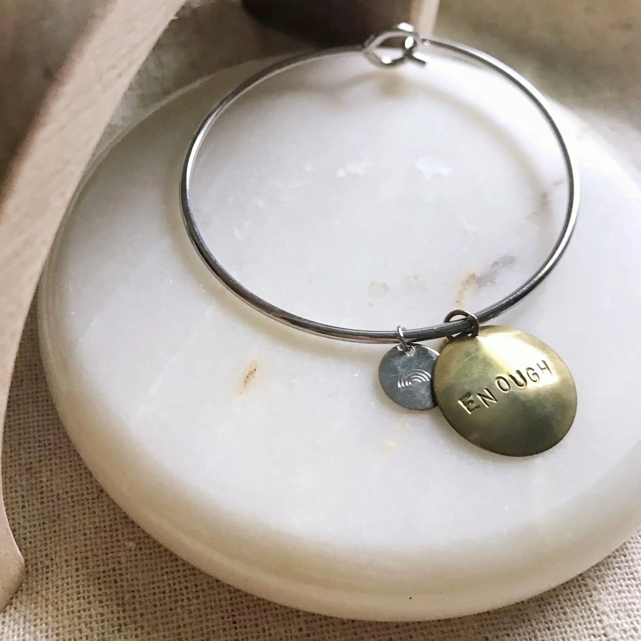 751EB43C-6581-490C-BCCC-0D95A0764AB4