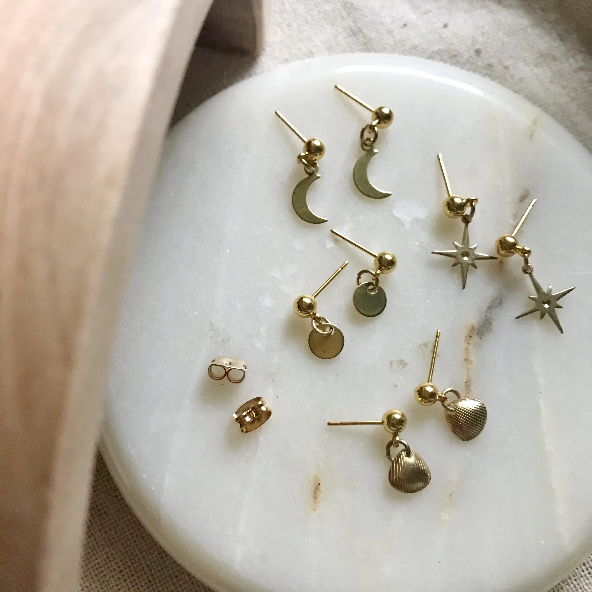 F3DD043D-EC28-4568-8683-418A1708AFE3