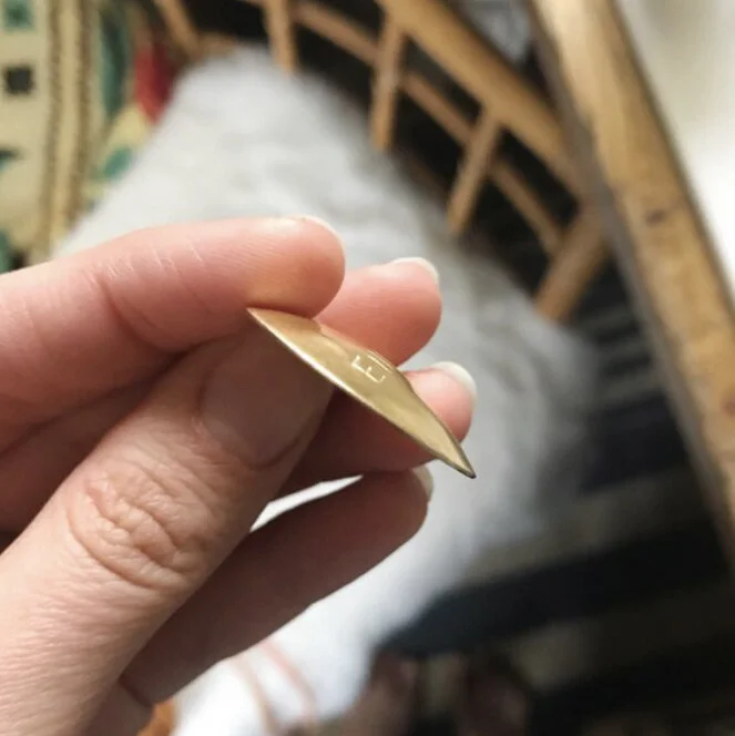 362FDD09-0367-44E2-A694-71581B4DC802