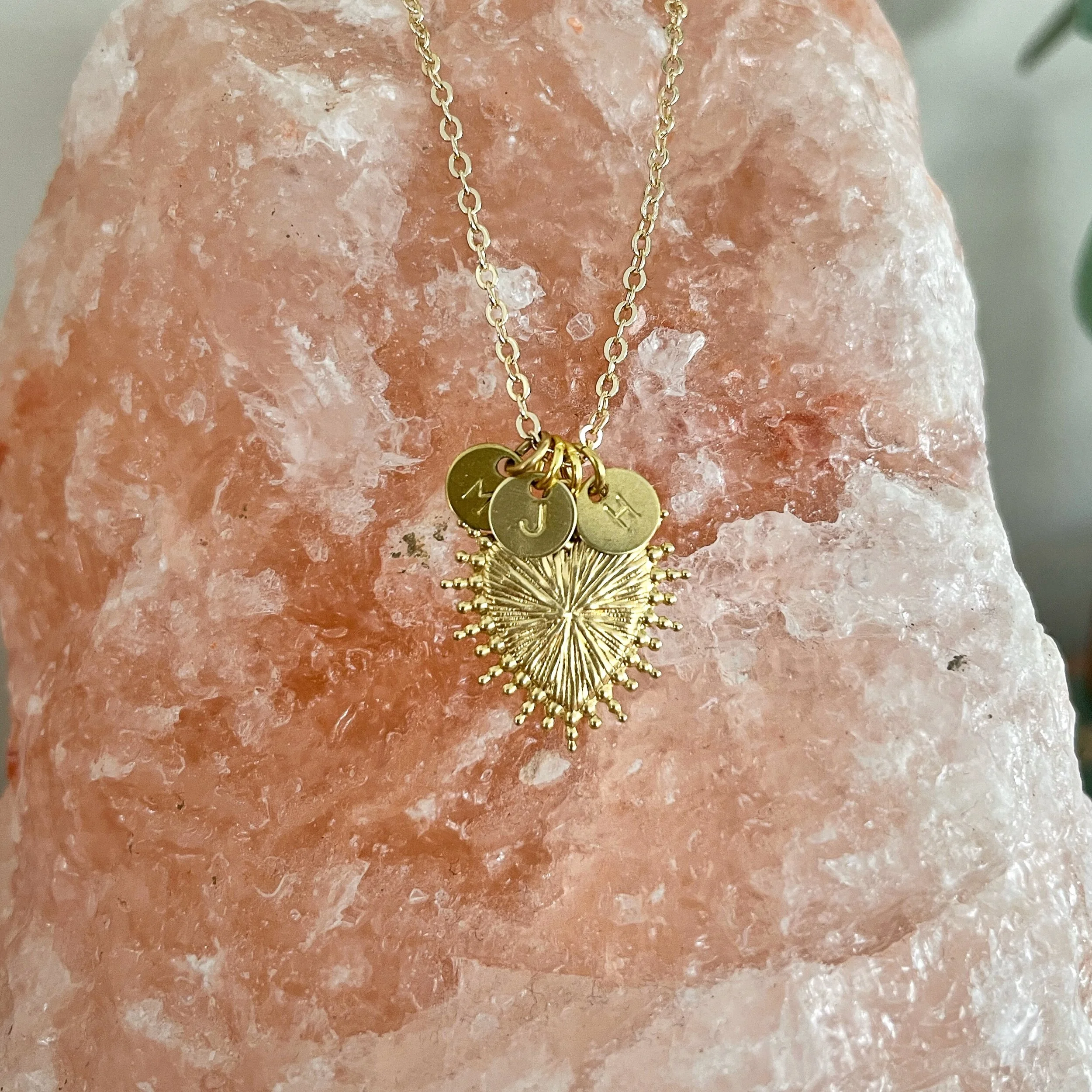 2AB7AB8C-7728-40E4-8312-0D286D0B9435