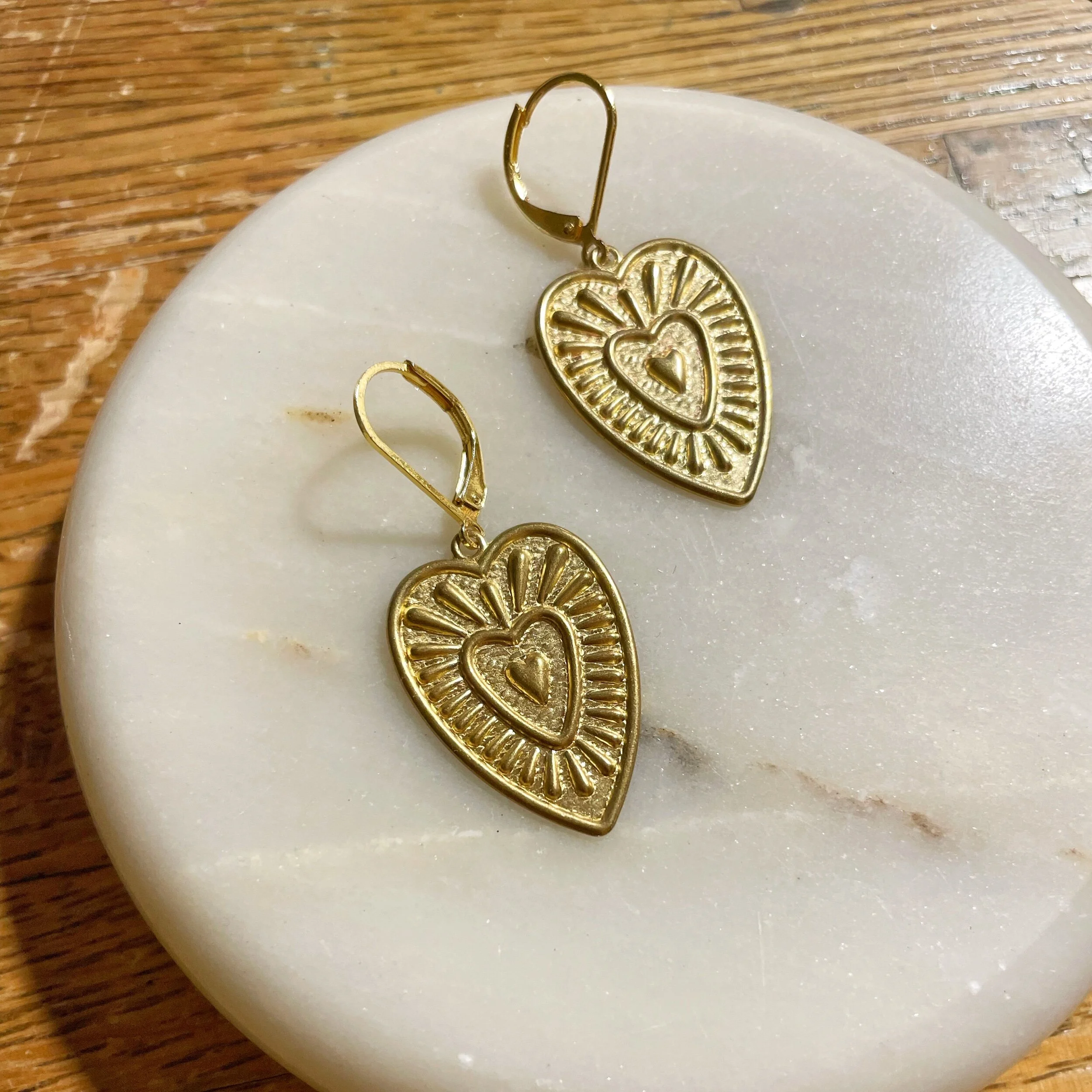 CF692A24-5853-4F85-87C3-48A7310AAA69