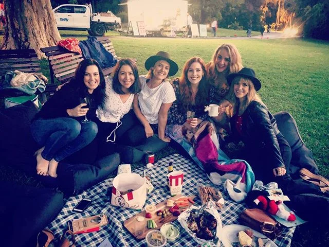 Celebrating an amazing 2018!
We wouldn&rsquo;t be where we are today without this talented bunch that we also call friends.
Cheers to you ladies and to an even better 2019 🥂