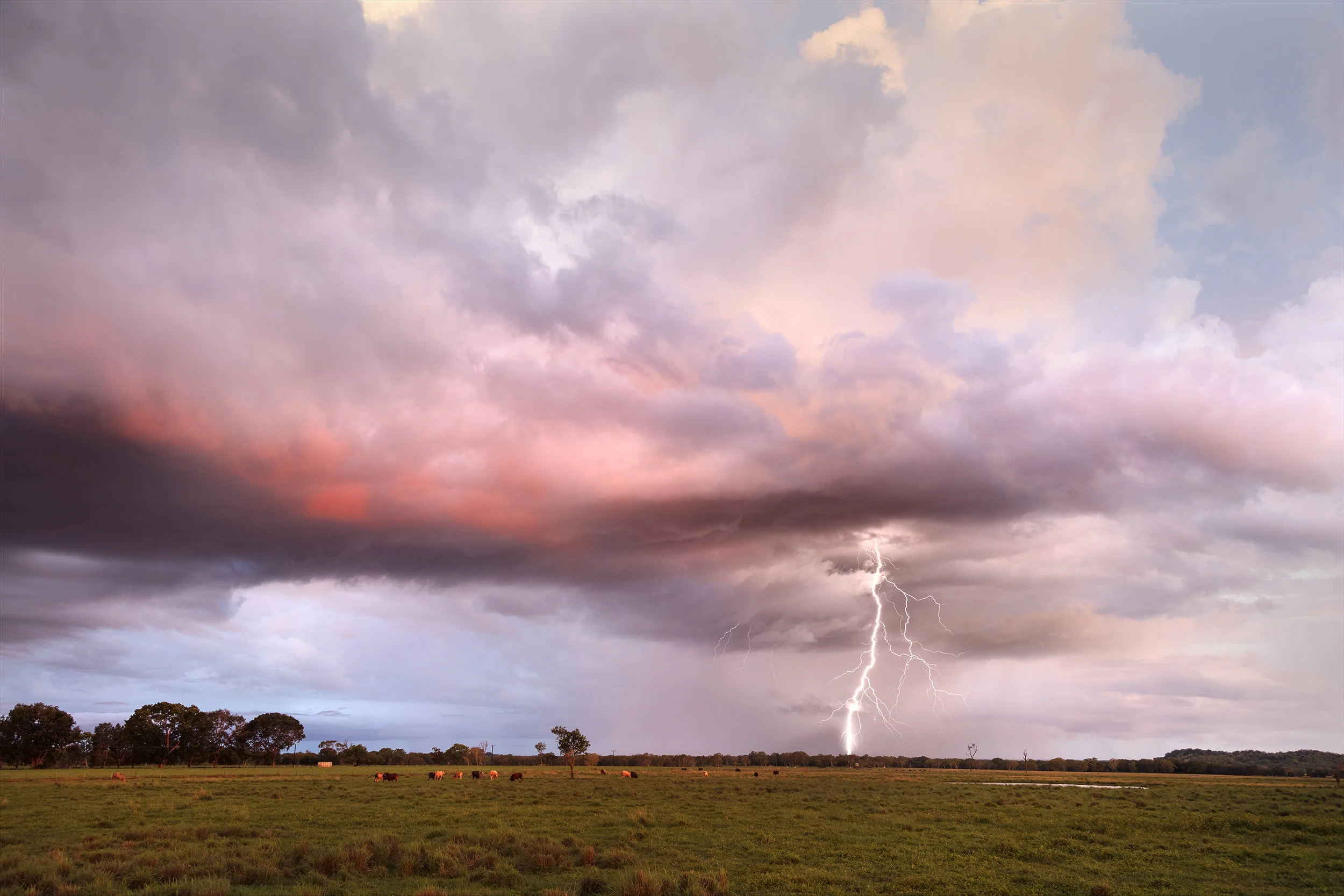 lightning middle point.jpg