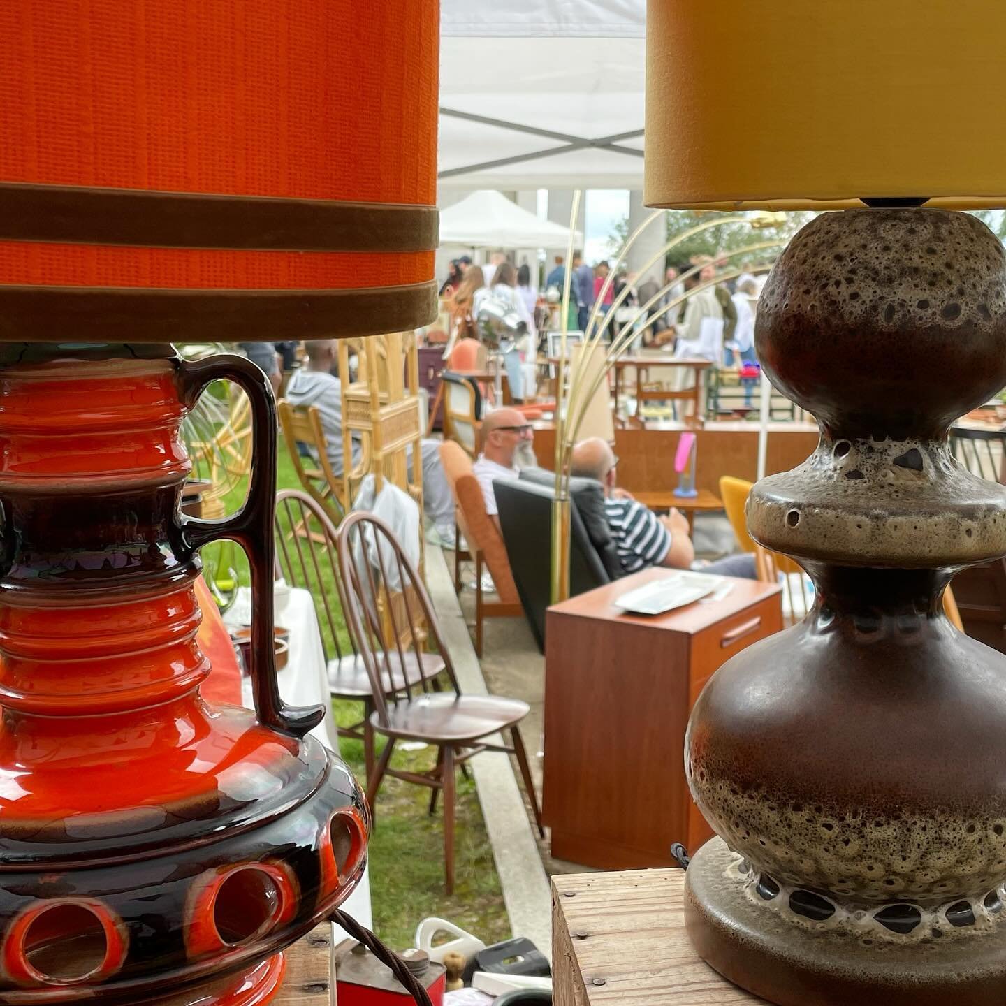 Vintage Market at the Mansion - Bank Holiday Monday 6th May, at Beckenham Place Park 🌱🏛☀️
@beckenhamplace

50 great vintage dealers outdoors and inside the Mansion:

Mid 20th-century furniture, lighting, ceramics and homeware, original travel poste