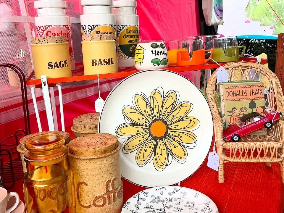 Tomorrow - Vintage Market at Merton Abbey Mills in South Wimbledon!

Thirty vintage traders from across London, the south and further afield, will be gathered outside  with thousands of amazing and unusual things to discover and buy. Around the piazz