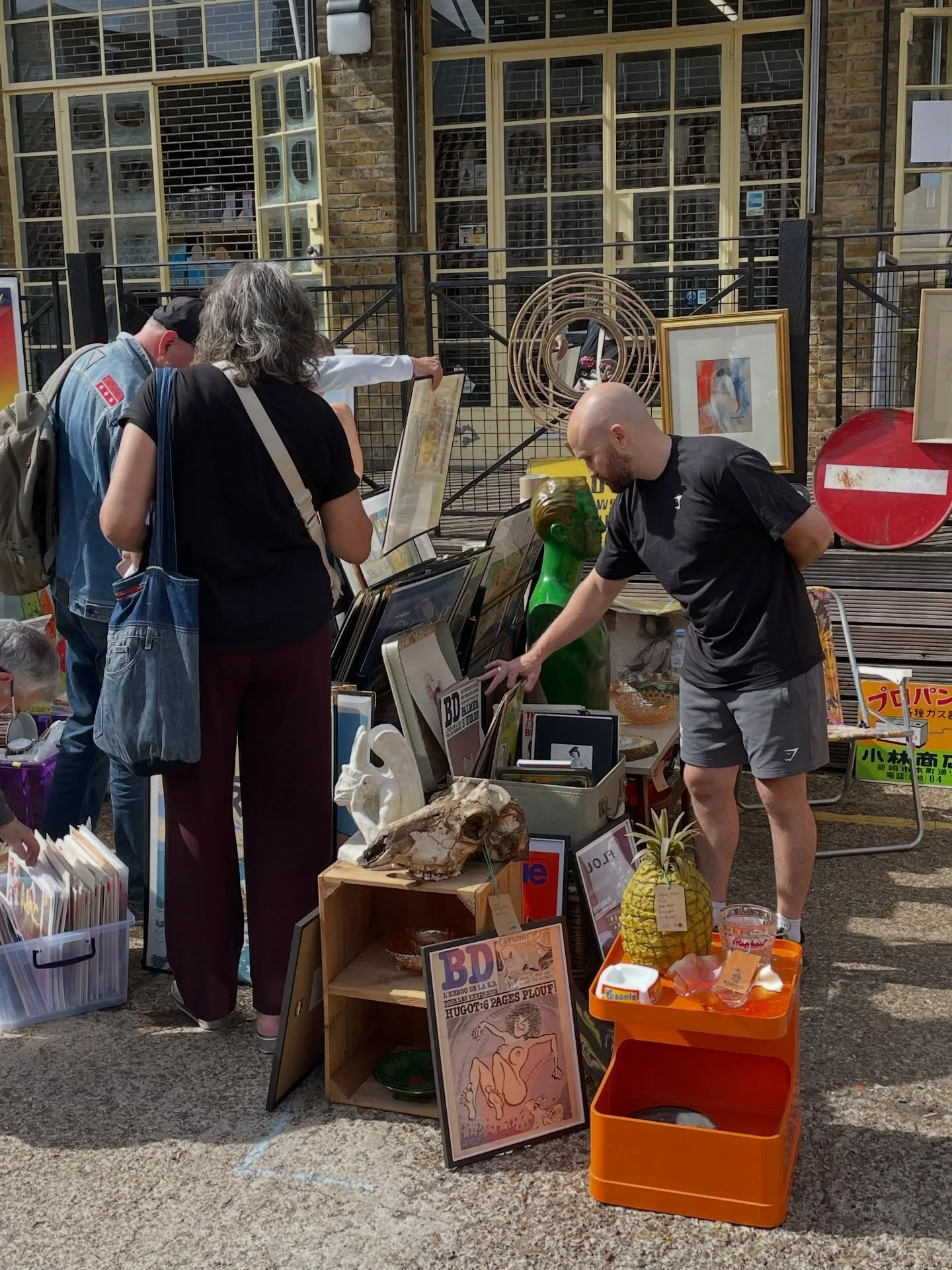 Today! - Vintage Market at Merton Abbey Mills, South Wimbledon

Vintage traders from across London, the south and further afield, gathered outside  with hundreds of amazing and unusual things to discover and buy. Around the piazza and between the mil