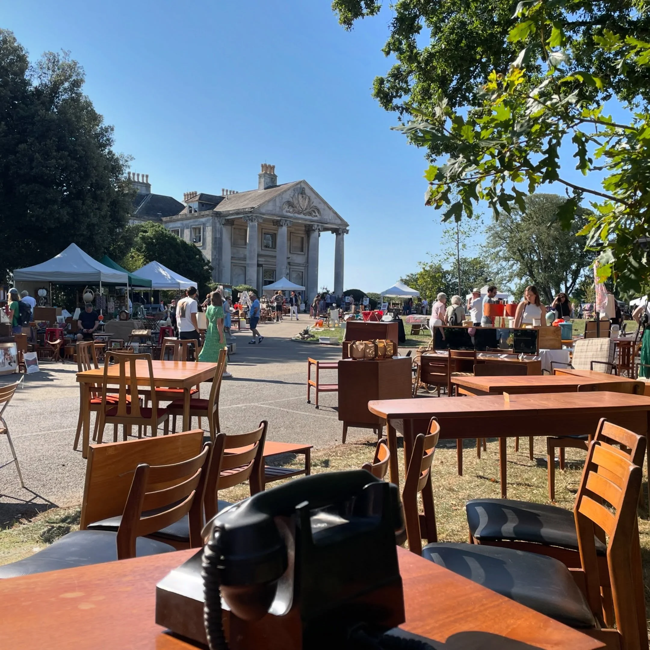 Tomorrow - Vintage Market at the Mansion, Beckenham Place Park, south east London
🌱🏛☀️
 @beckenhamplace

50 amazing vintage dealers outdoors and inside the Mansion:

Mid 20th-century furniture, lighting, ceramics and homeware, posters, prints, book
