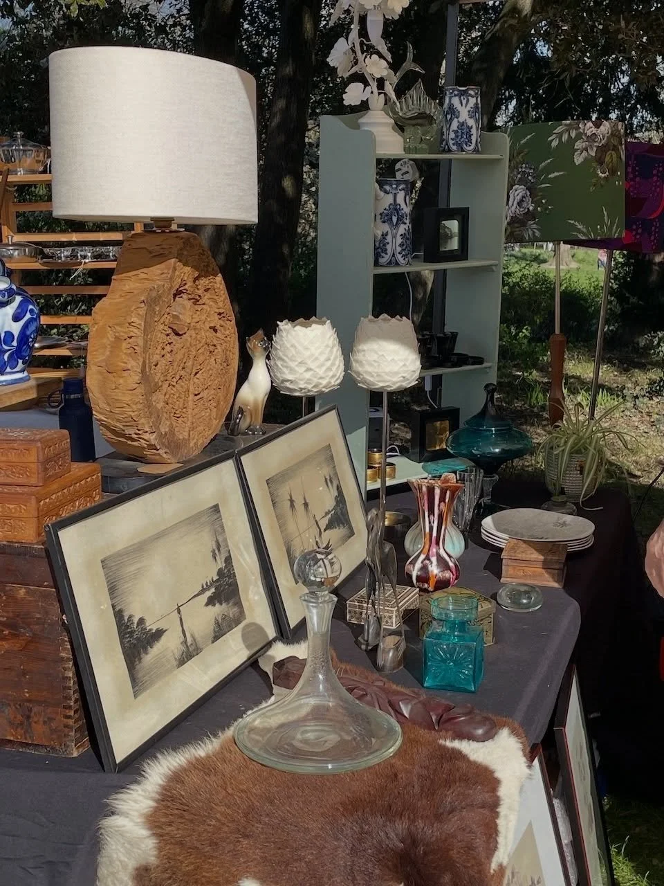 🌿Today - So Last Century&rsquo;s Summer Vintage Market at Dulwich Picture Gallery
@dulwichgallery 

Lots of amazing vintage stalls in the gardens, Cloisters, Linbury Room and Art Studio. You&rsquo;ll find find plenty of mid-century homeware, ceramic