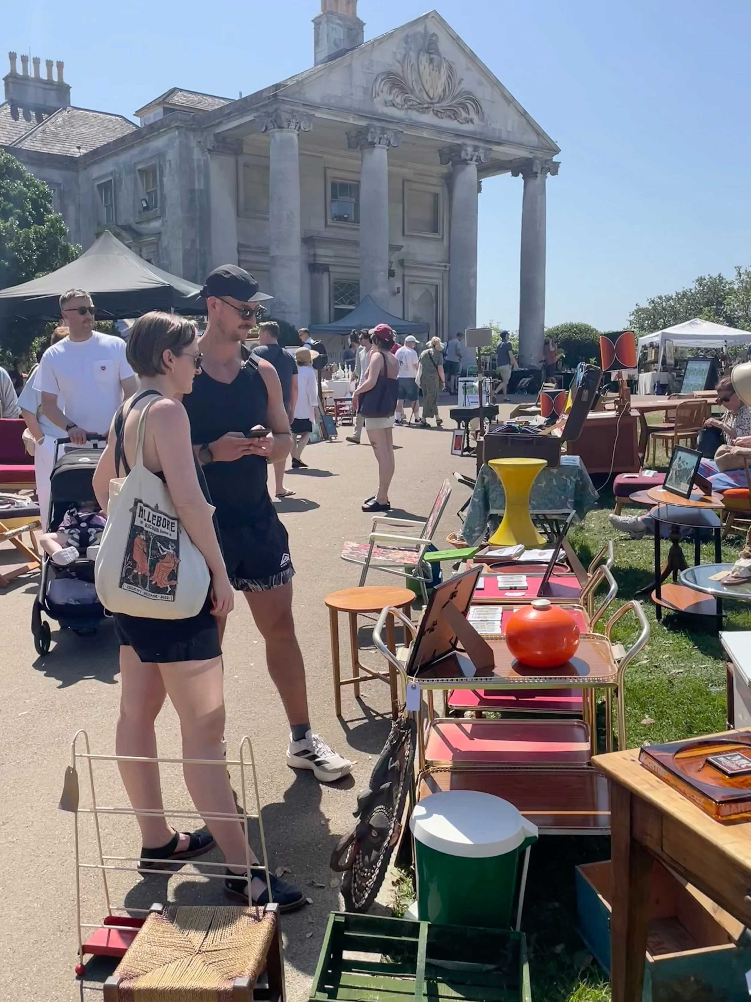 This Sunday - Vintage Market at the Mansion in Beckenham Place Park ☀️🦜🌿

Sunday 19th July 🏛️@beckenhamplace 

50 great vintage dealers around and inside the Mansion with mid 20th-century furniture, lighting, ceramics and homeware, posters, prints