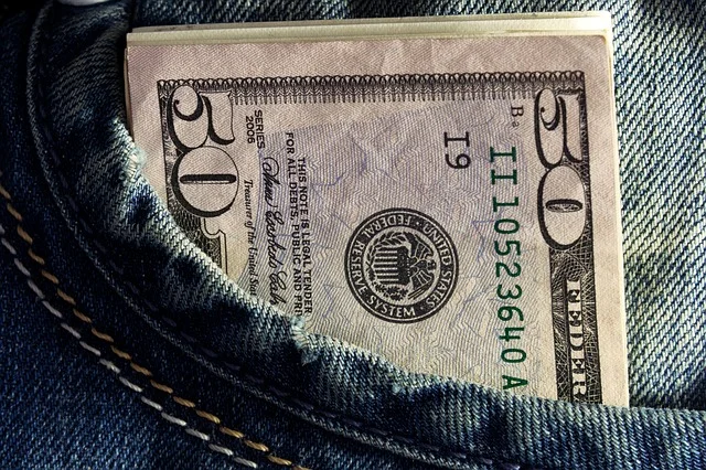 money-548948_640.jpg