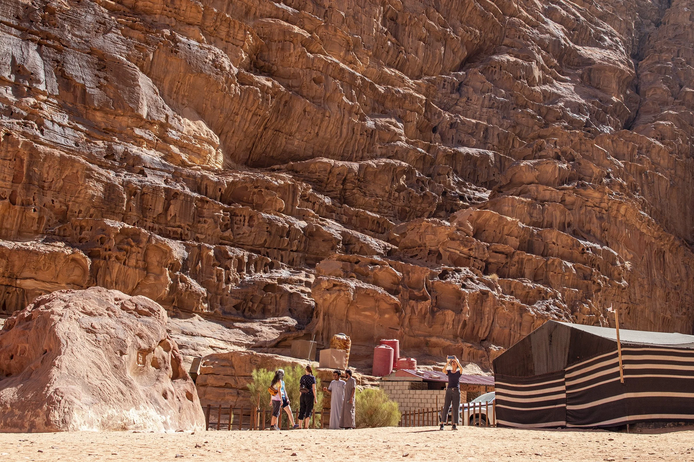  Tourists at a camp and resting site in Wadi Rum. 