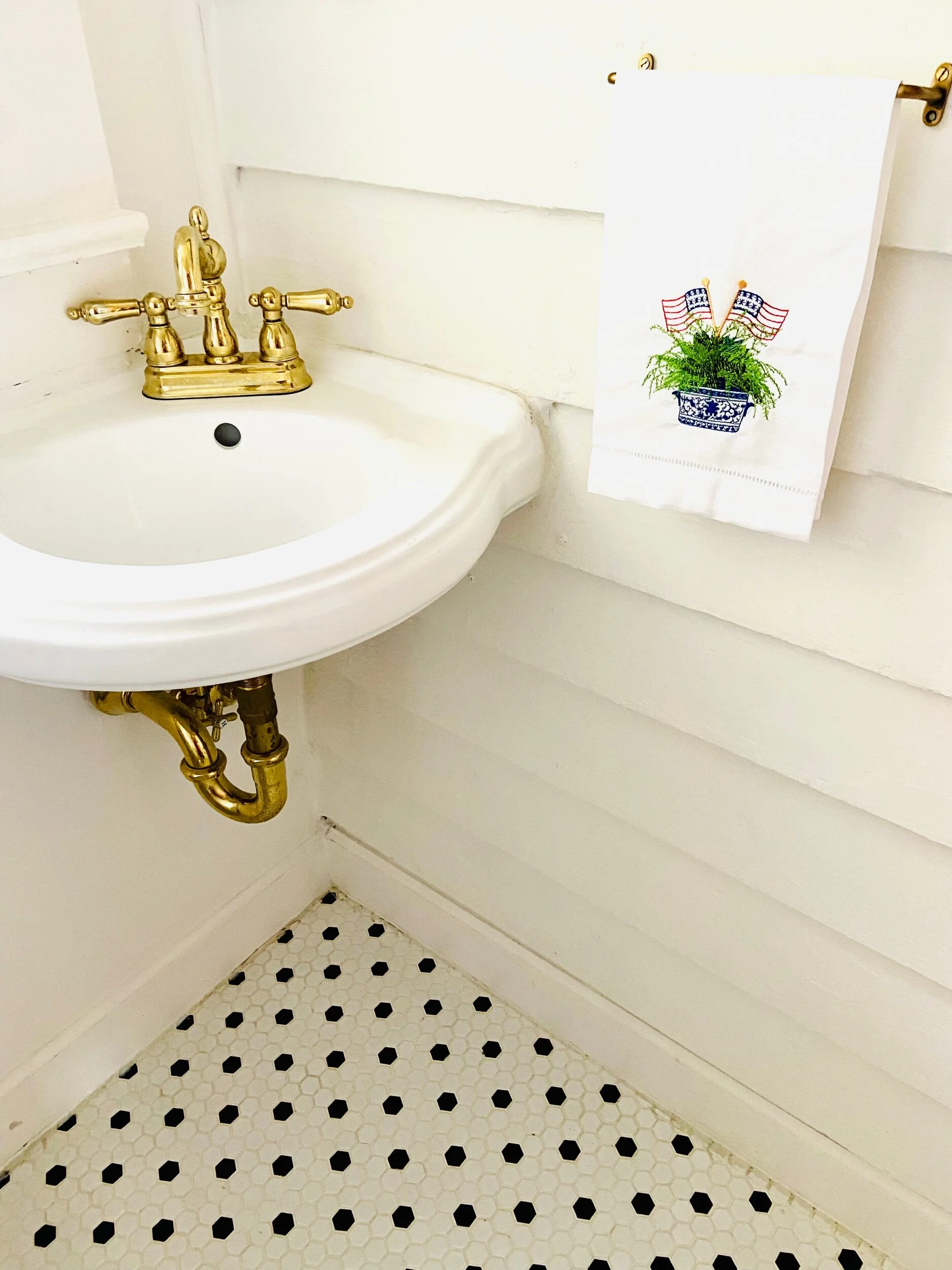 096BE38B-31B3-413A-8A80-62F4F42B3705