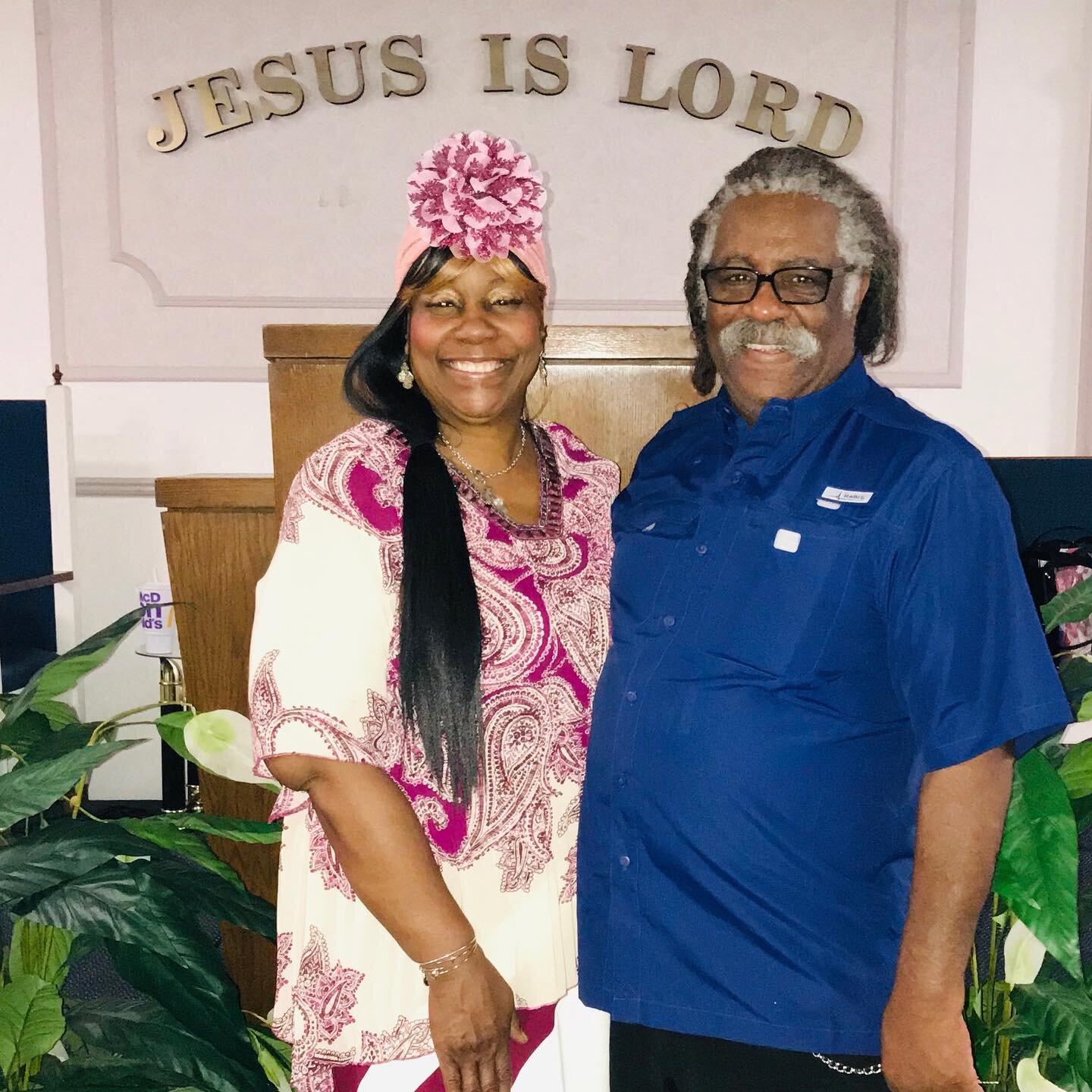 Pastors Freddie and Dr. Cassandra Crittenden of Press Apostolic Ministries-After church vibes!
#pressapostolicministries #apostoliclife #churchconnections