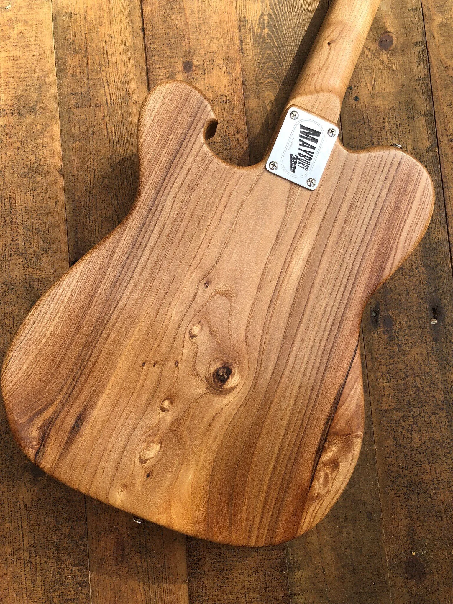 tobaco burst 2.jpg