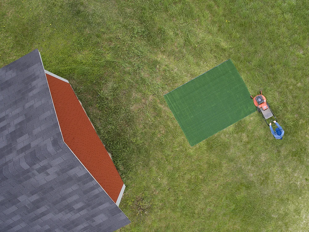 GRASS IS GREENER