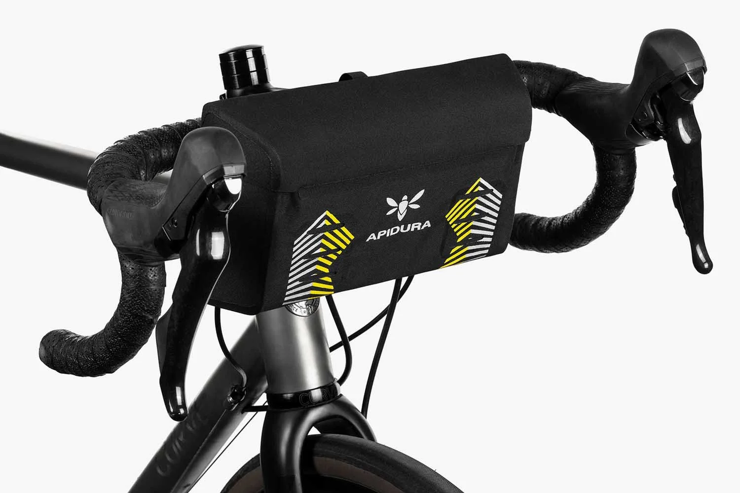 apidura-racing-handlebar-mini-pack-2.5l-on-bike-2-1.jpg