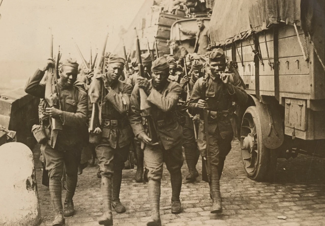 WWI Soldiers arriving in France.jpg