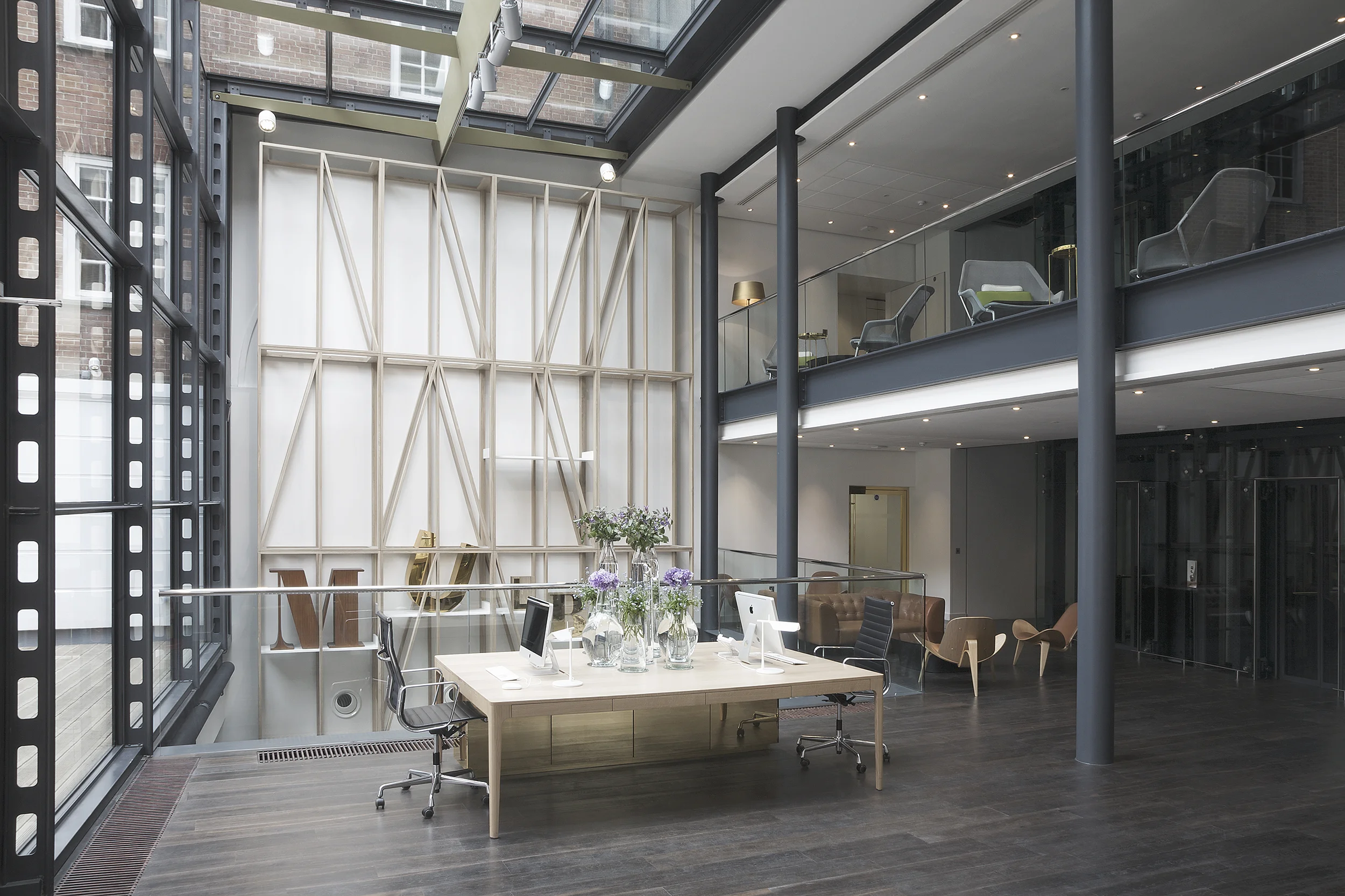 Mulberry office headquarters, London, Universal Design Studio