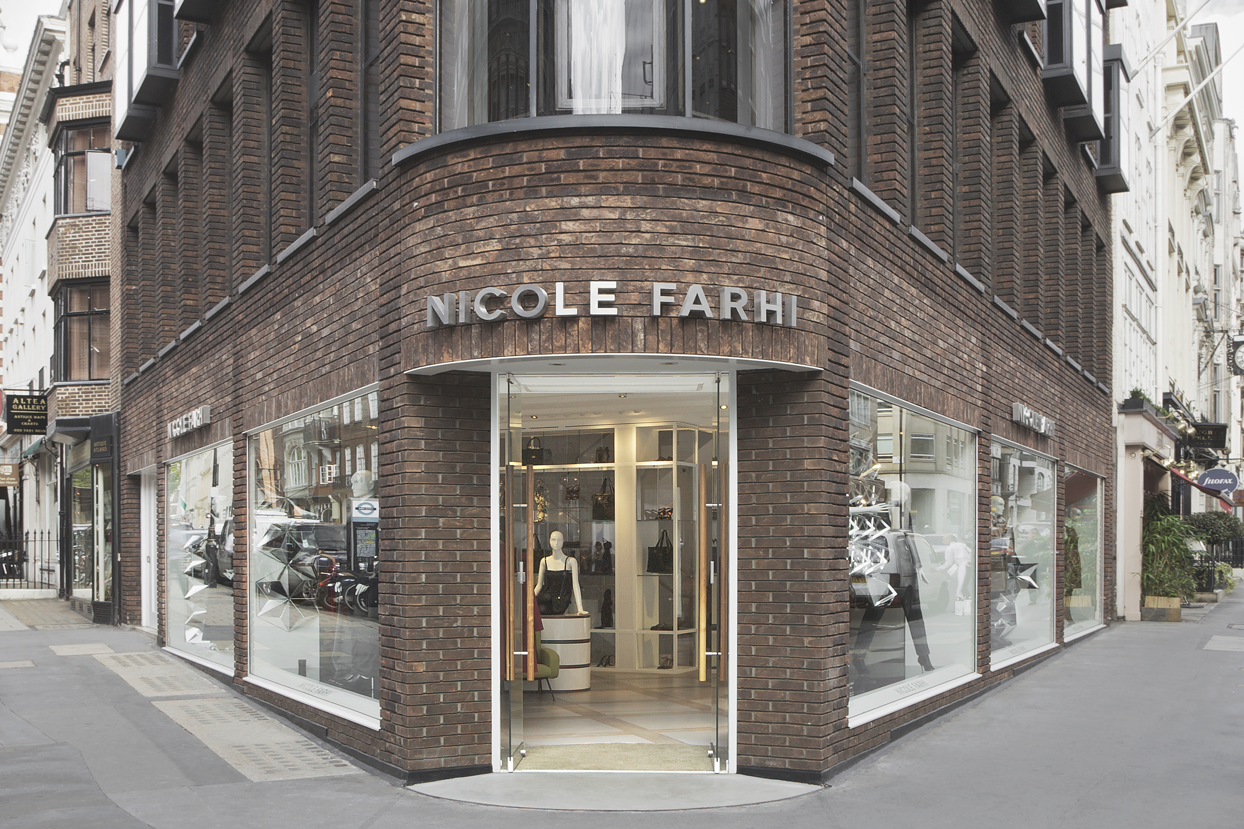  Nicole Farhi, London, Universal Design Studio 