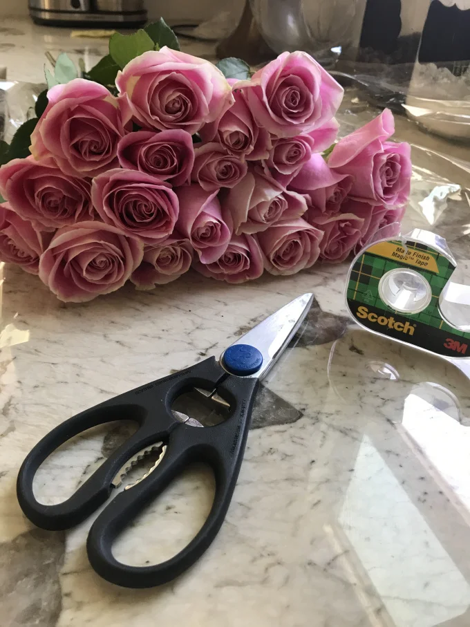 Circle RoSe Vase 1.jpg