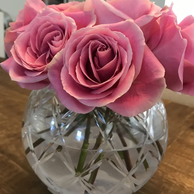 Circle Rose Vase 4.jpg