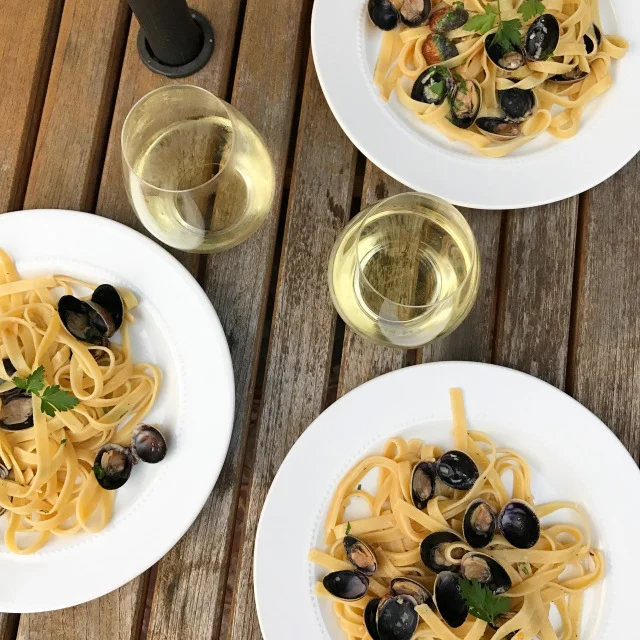 Spicy Clams & Pasta 1.jpg