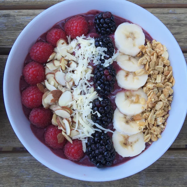Easy Acai Bowl 1.jpeg