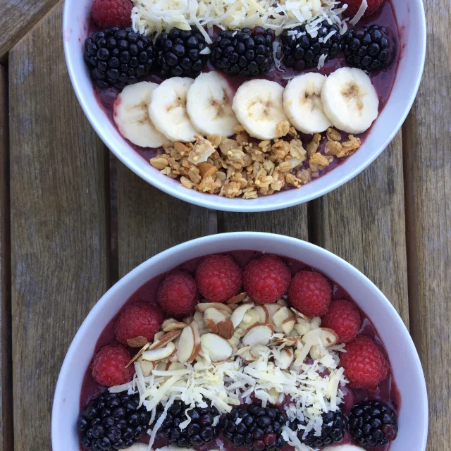 Easy Acai Bowl 4.jpeg