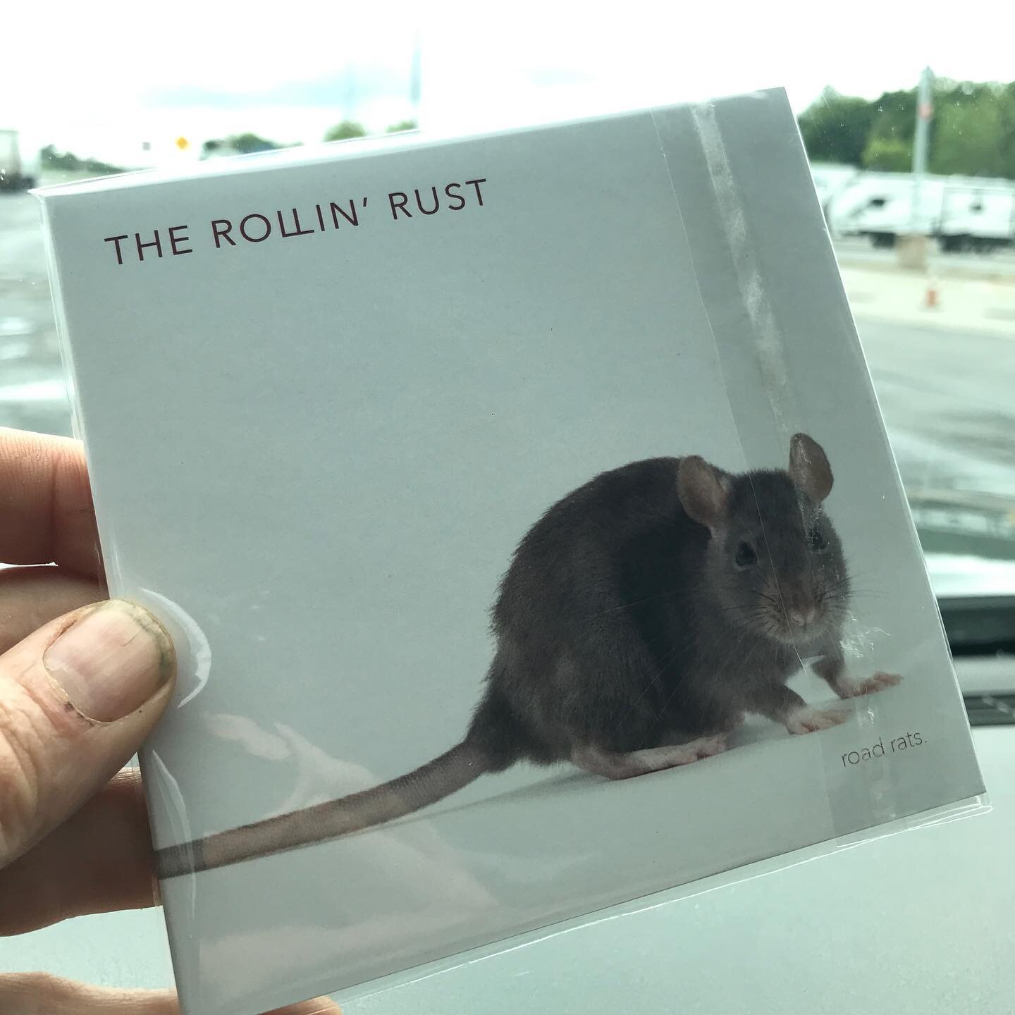 I had a great time in Vermont last week. Traveled up to work on some slate pieces for a hearth and a couple benches, then hauled them back to Indiana.

1. @therollinrustband s new album Road Rats was my soundtrack for the week. I joined their Kicksta