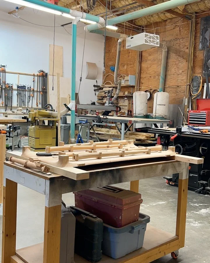 This one didn&rsquo;t quite make it in time for Christmas.

#glueup #furnituredesign #solidwood