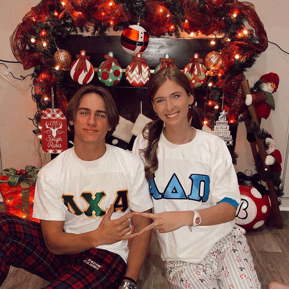 From our family to yours, the brothers of Lambda Chi Alpha wish you a Merry Christmas! #ZAX #RushLambdaChi