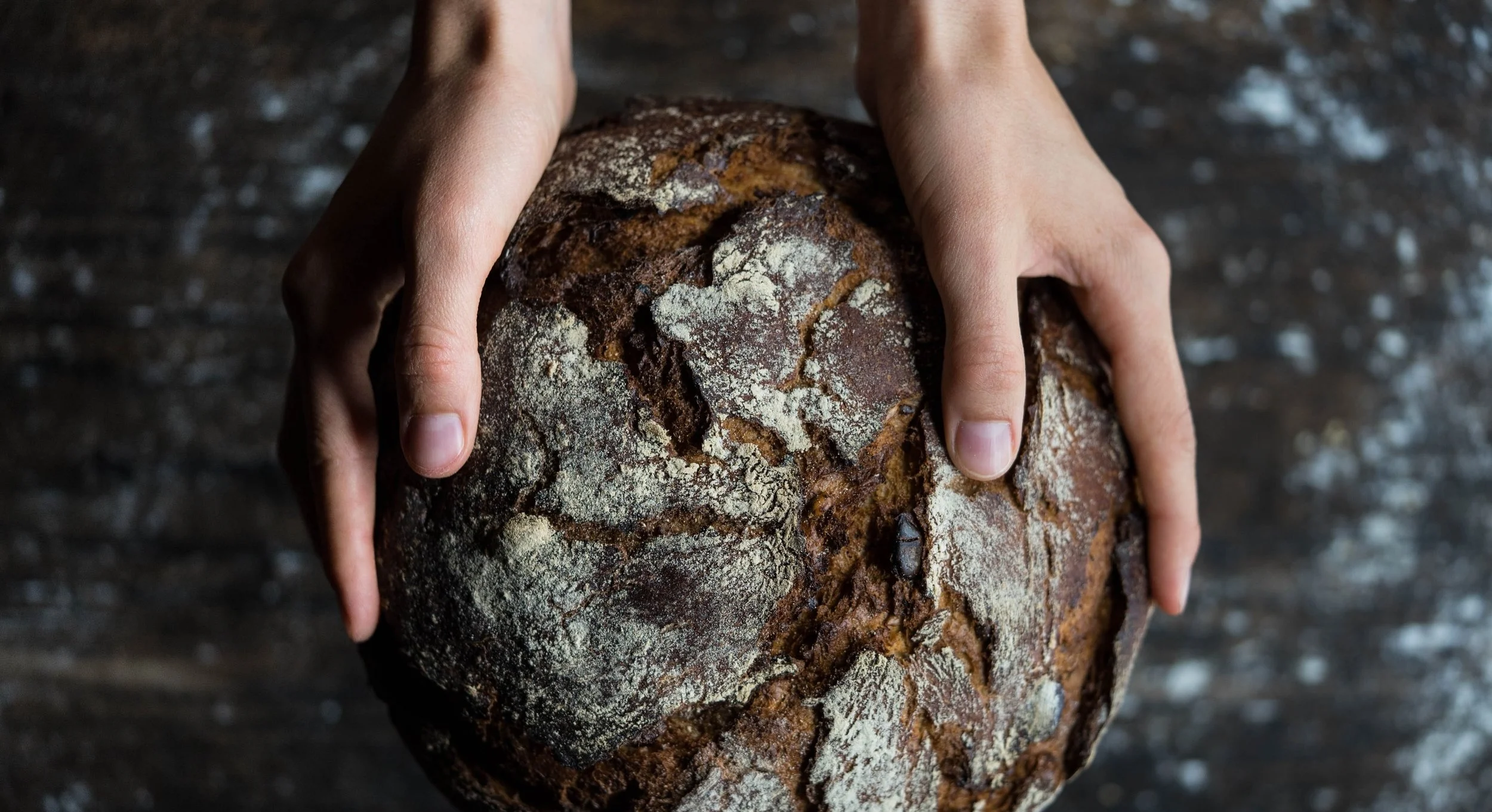 baked-baker-ball-shaped-745988.jpg