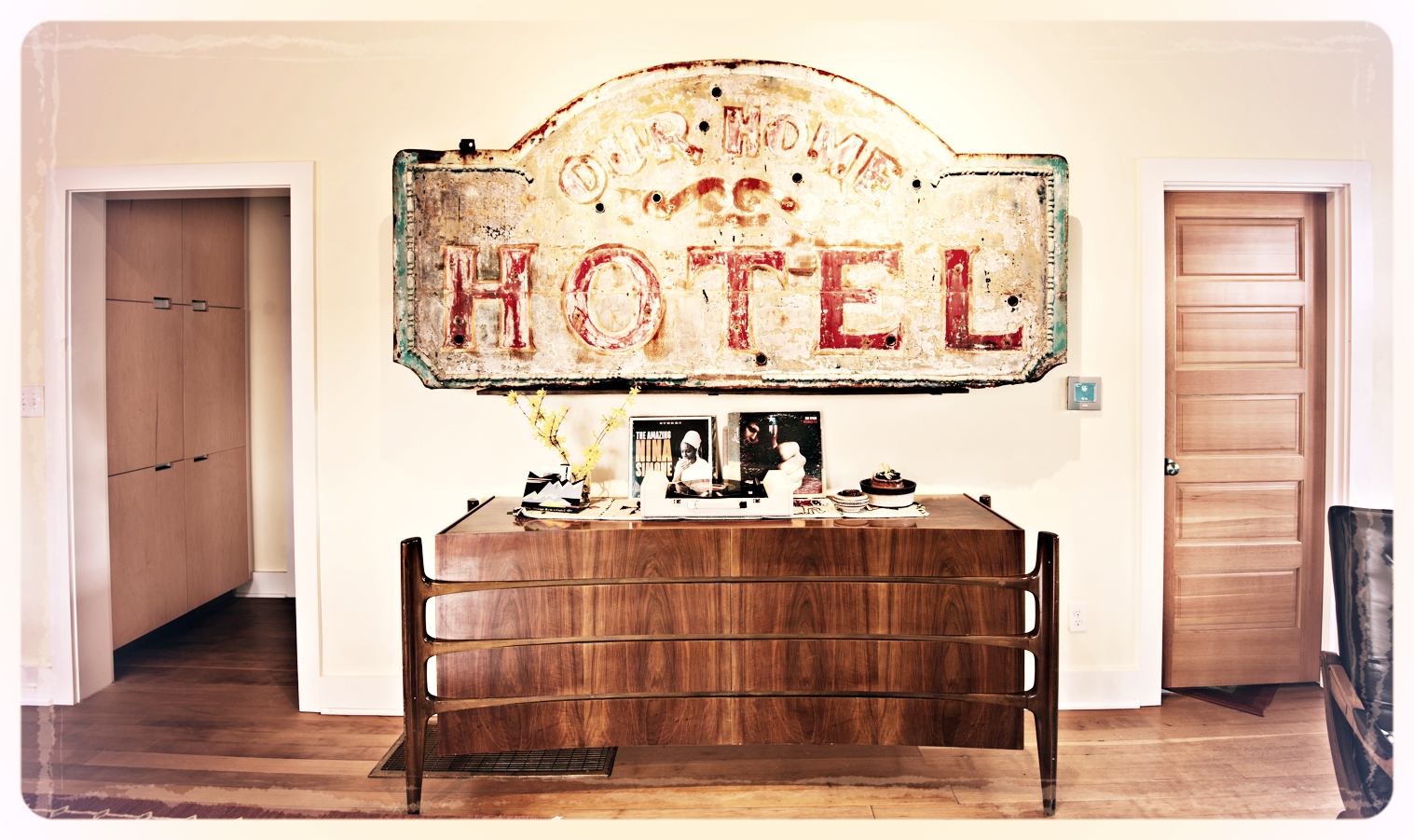 Rustic Chic meets Modern Convenience