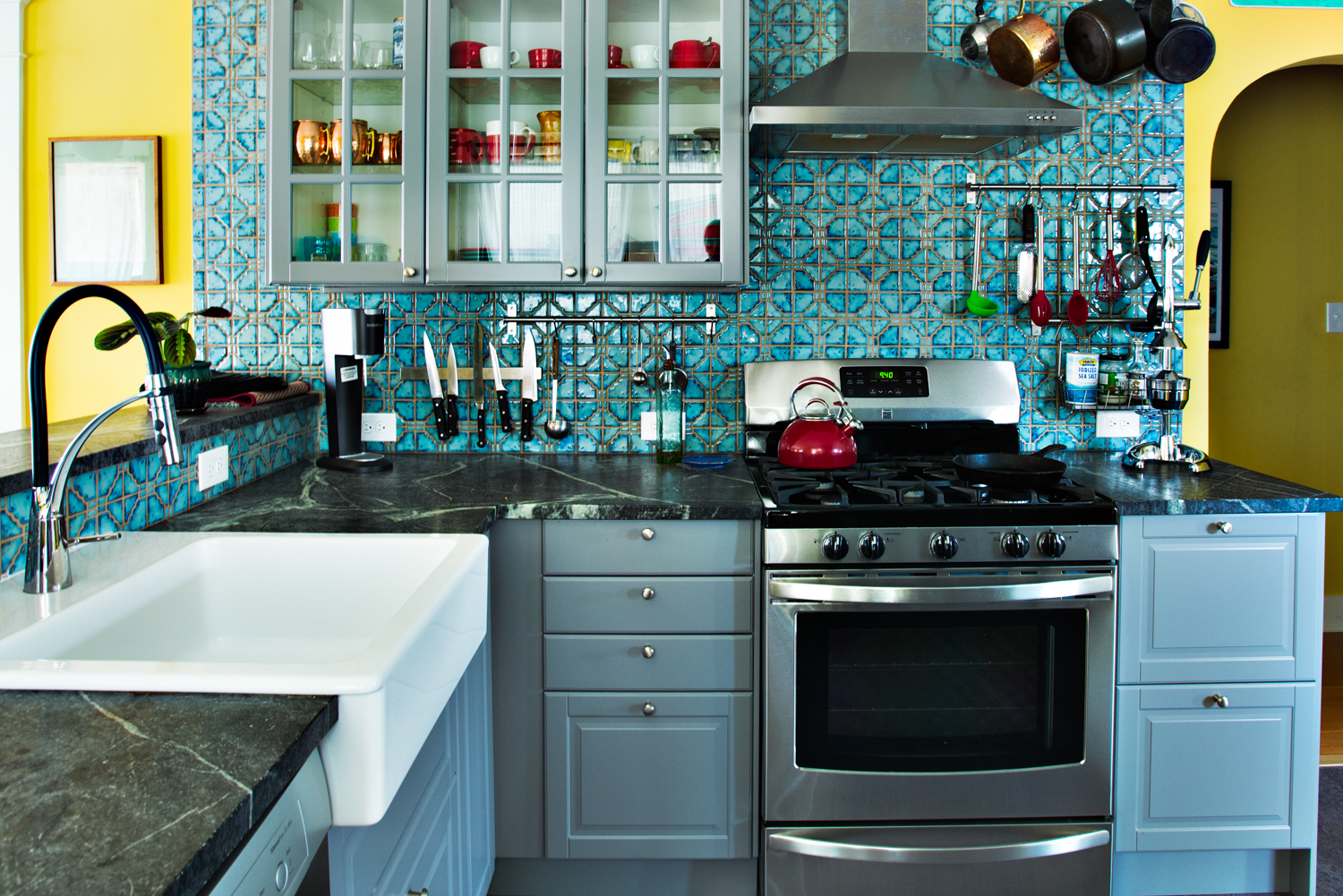 Tile Detail: Full Height Backsplash