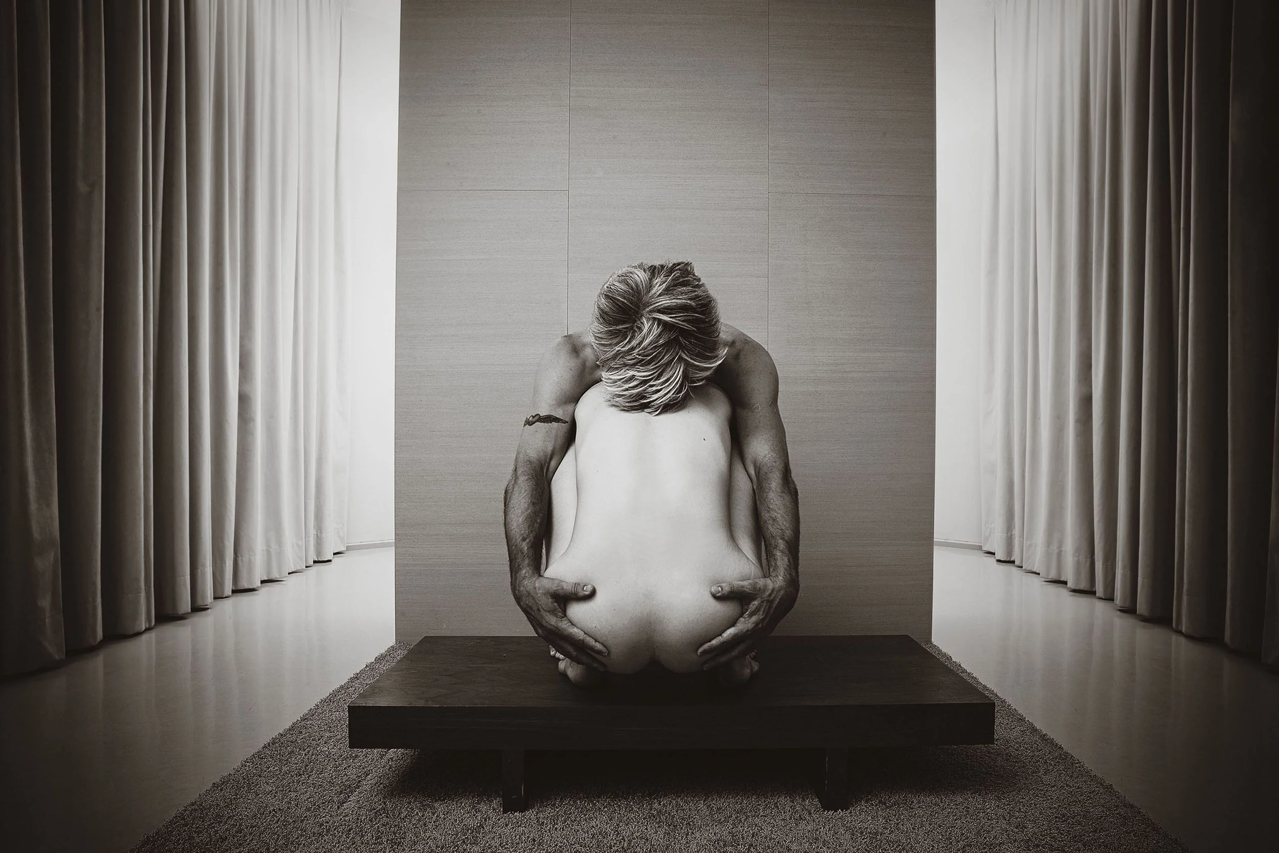 SYMMETRY PROJECT - Position2 SMALL 38x25cm, MEDIUM 70x46,5cm, LARGE 180x120cm