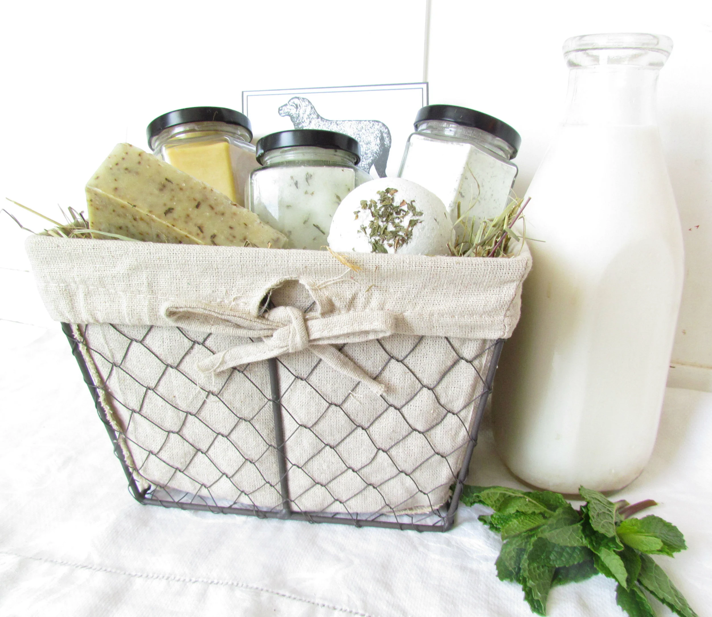 Refreshing garden spearmint sheep milk gift basket