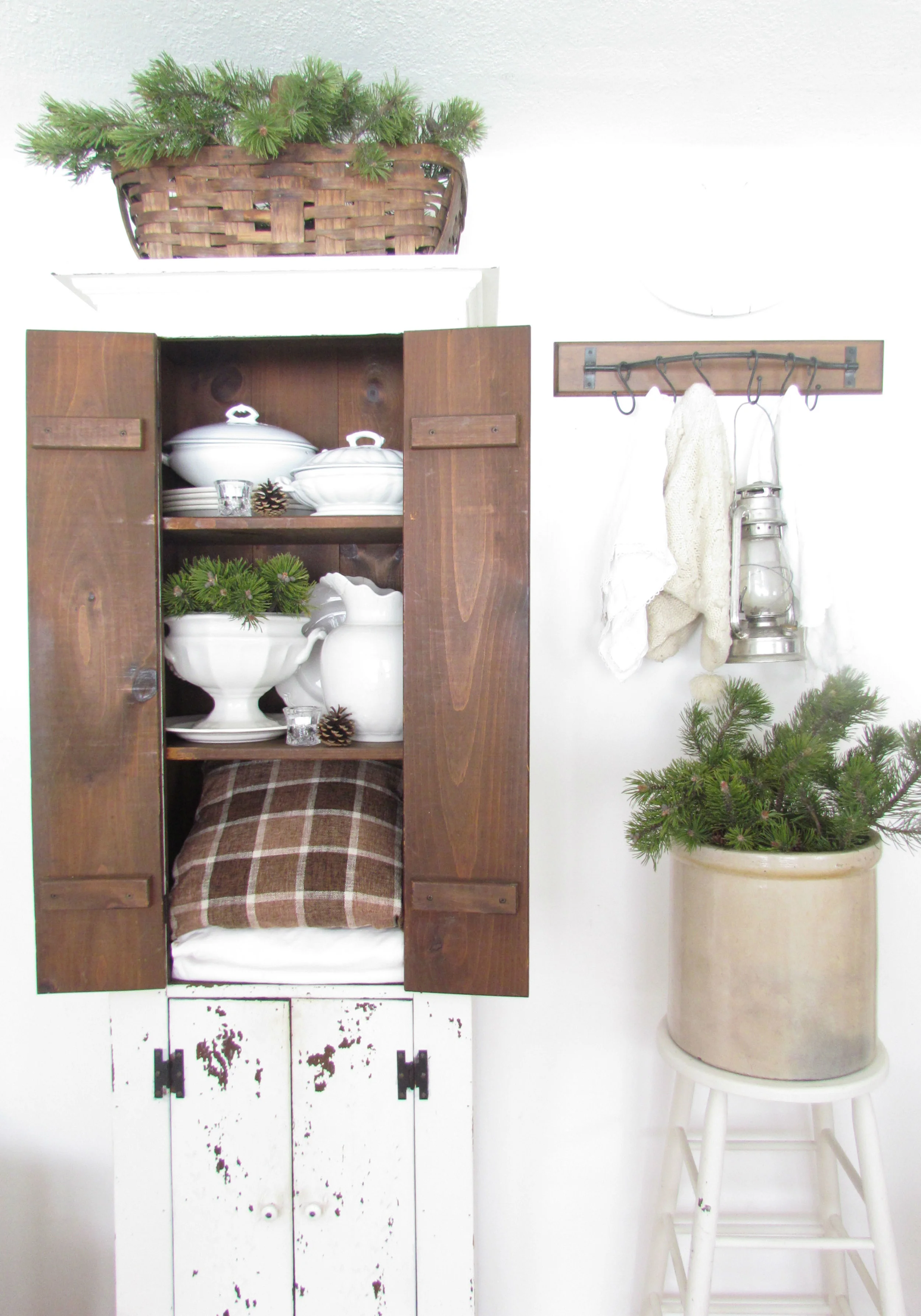 Winter living room.jpg
