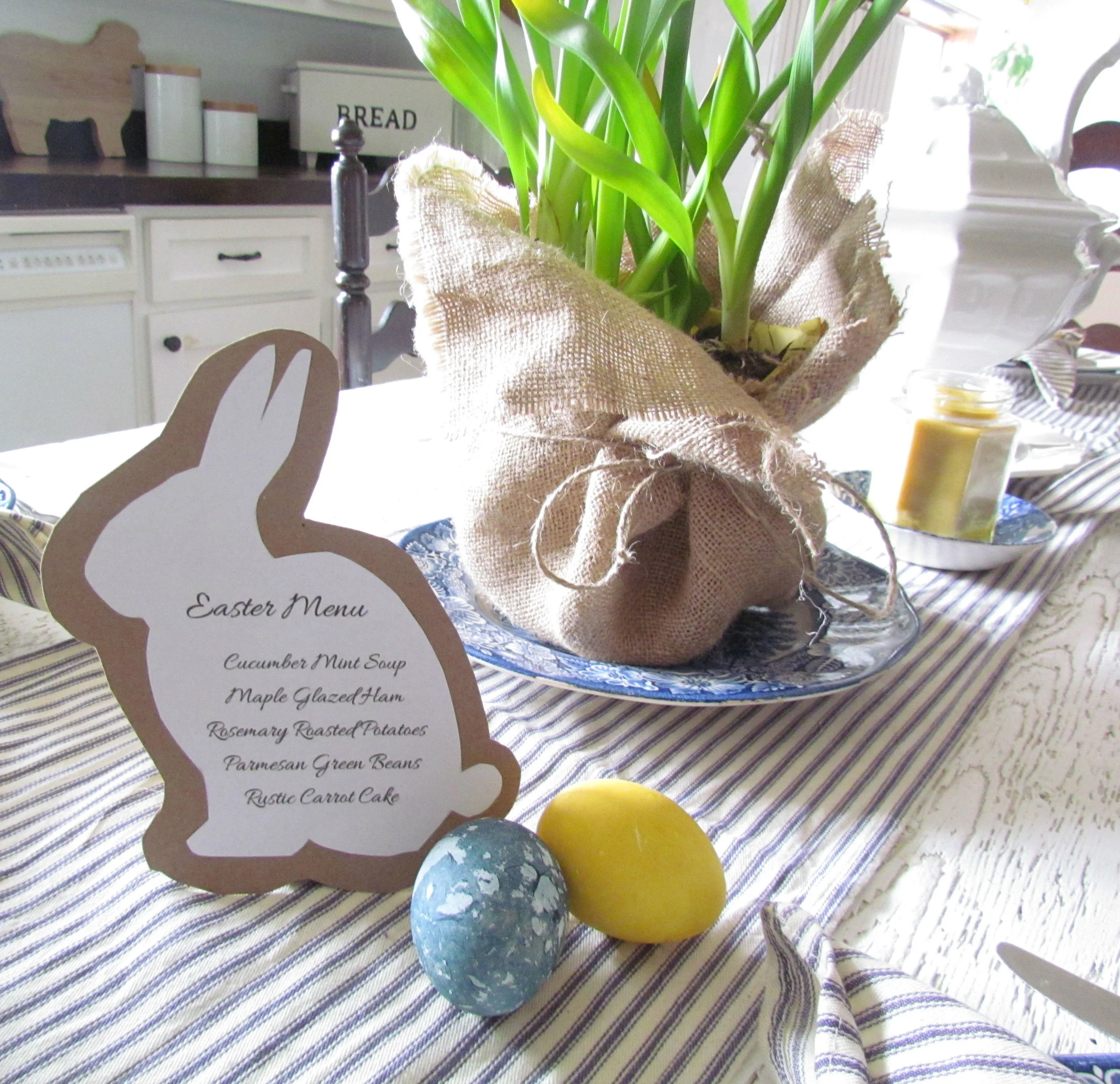 Easter table1.jpg