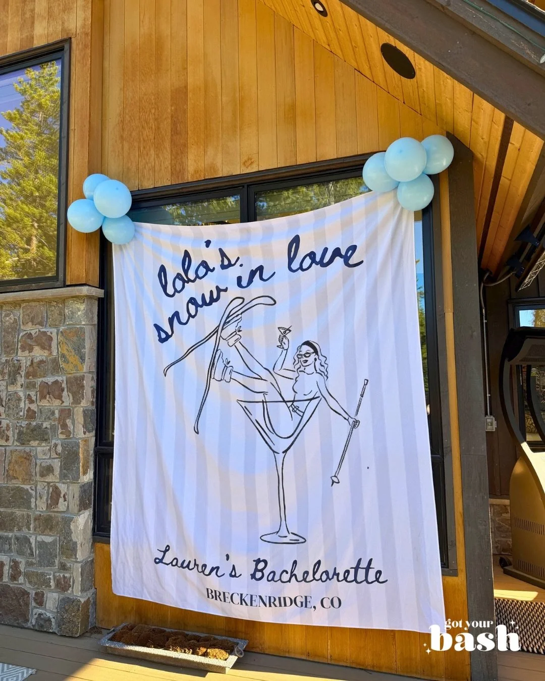 Snow in love with this one ❄️💍

Lolo&rsquo;s&nbsp;&ldquo;Snow in Love&rdquo;&nbsp;bachelorette weekend in Breckenridge was giving cozy ski chalet meets bridal magic. From the dreamy light blue details to the snowy mountain vibes, every little touch 
