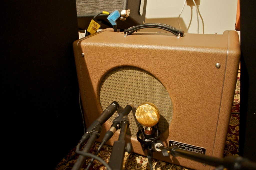 Recording 06 - Guitar Amp.jpg