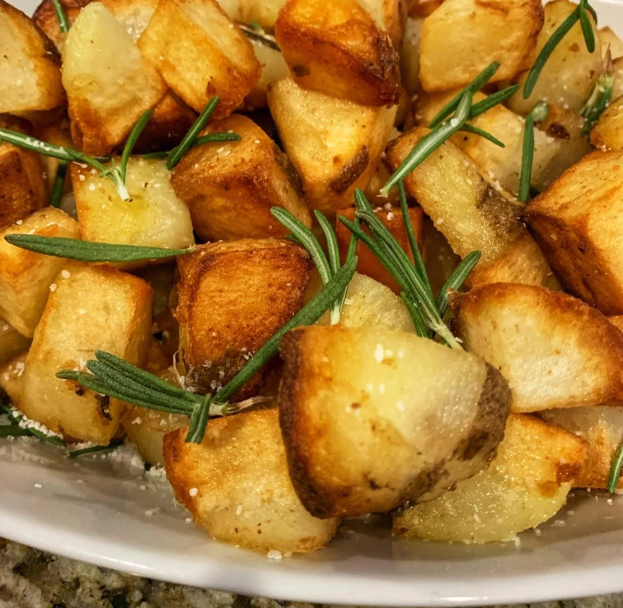 Garlic-Rosemary Crispy Potatoes